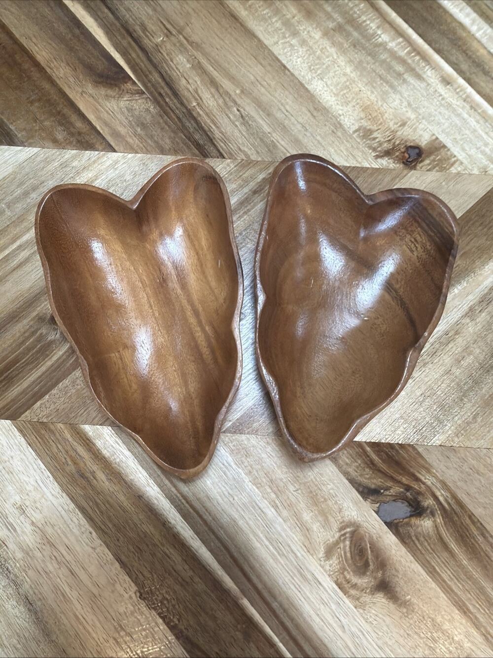 Set 2 Wooden Heart Bowl/ Trinket/candy Dish, Cottage Core